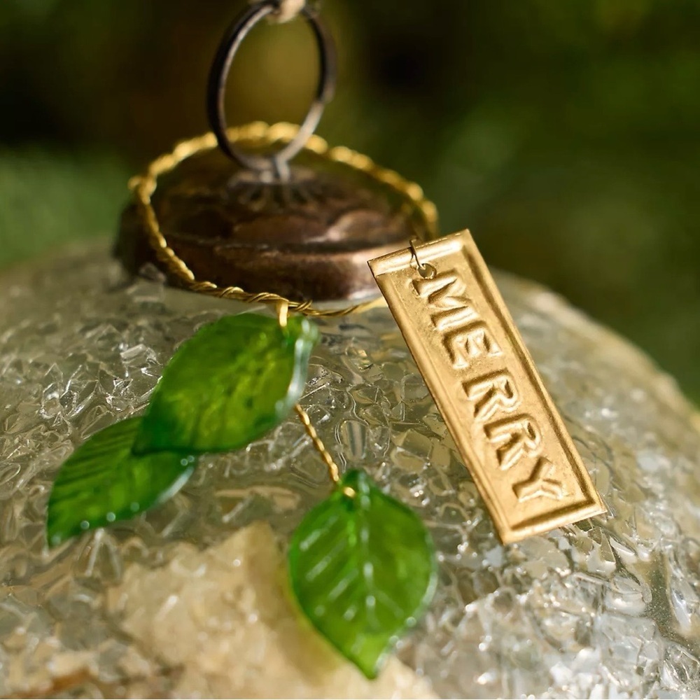 Anthropologie x Terrain Set Of 4 Ornament Charms, Brass Tags, Green Leaves, Msgs
